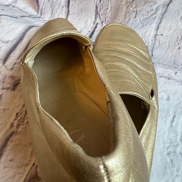 Prada Wanna-be Gold Loafers - Picture 6 of 13